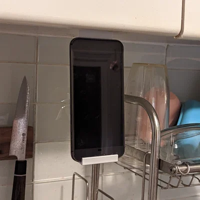 Giá đỡ điện thoại dưới tủ bếp (Kitchen Cabinet Phone Mount)