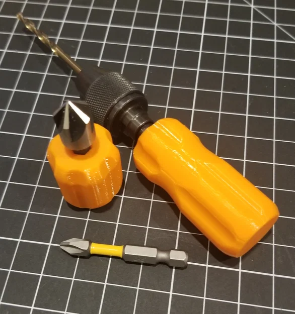 #0018 “Stubbs” & “Chubbs” – Tay cầm Driver Bit - Image 1