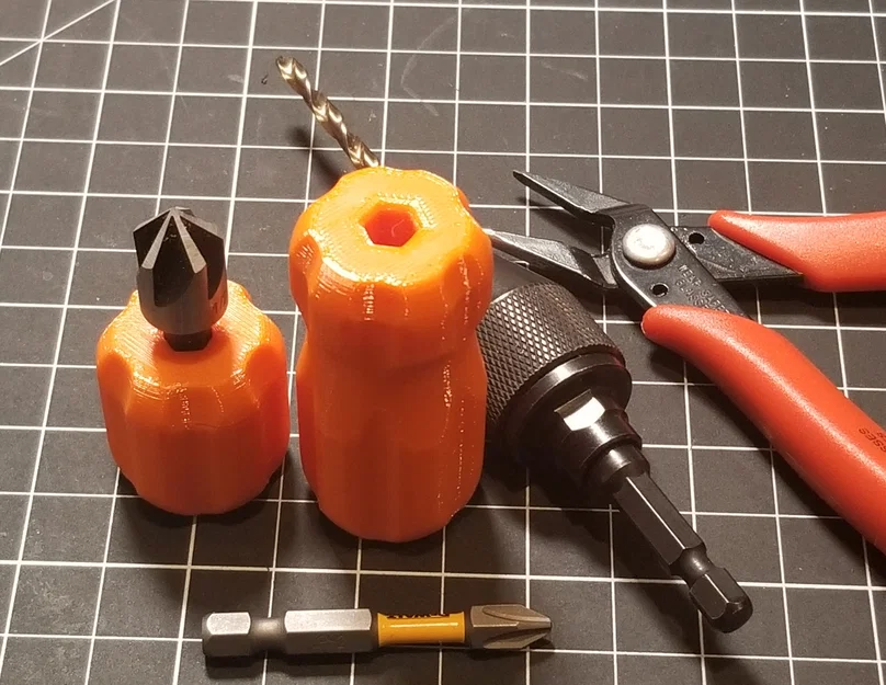 #0018 “Stubbs” & “Chubbs” – Tay cầm Driver Bit - Image 3