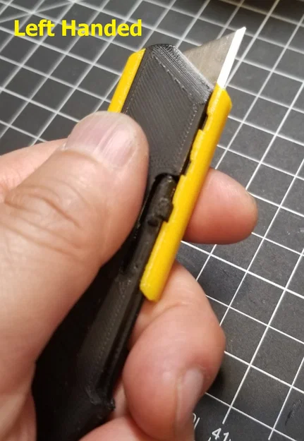 #0020 Dao rọc giấy/box cutter Click-Close (bản tay trái/tay phải) - Image 4