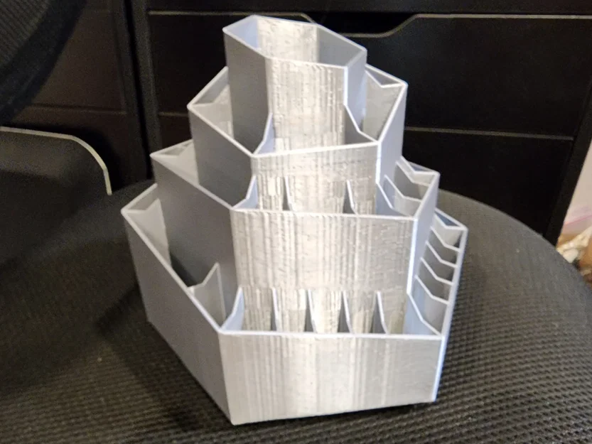 #0096 Hexagon Tool Caddy [trên turntable] - Image 1