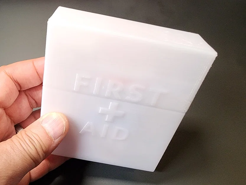 #0101 Hộp Cứng Sơ Cứu (First Aid Kit Hard Case) - Image 1