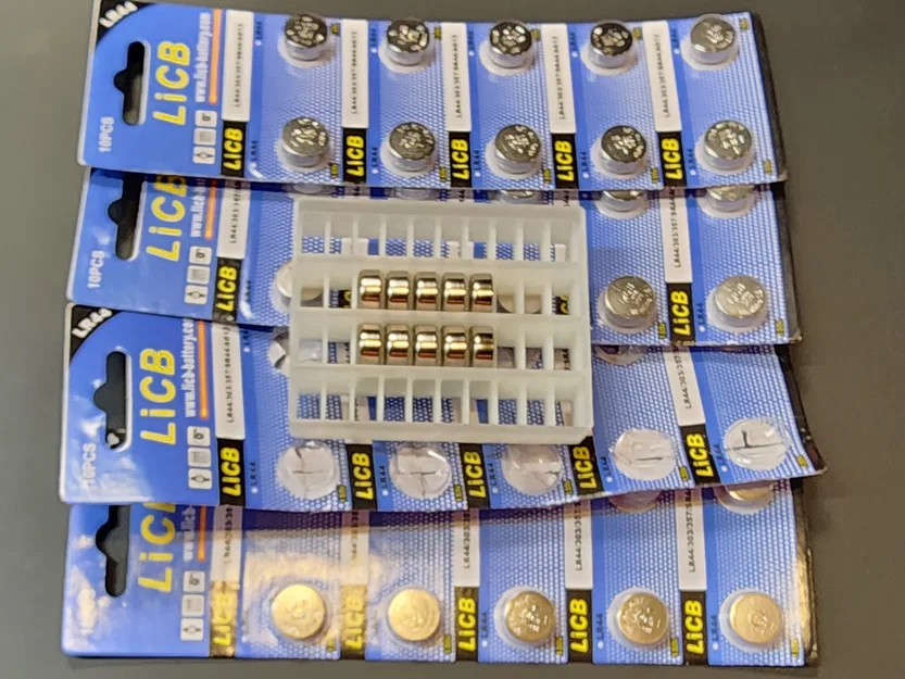 #0102 Khay pin LR44 xếp chồng Click-n-Lock - Image 4