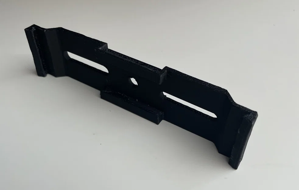 Kennzeichenhalter – Giá đỡ biển số xe Đức - Image 2