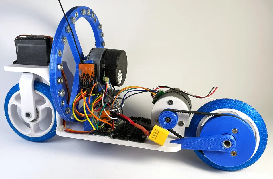 Xe đạp tự cân bằng in 3D (Self-balancing bike) dùng reaction wheel & IMU - Image 2