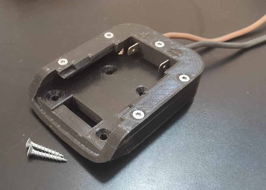 Đế chuyển nguồn pin DeWalt 18V tự chế - Phụ kiện DIY hữu ích - Image 4