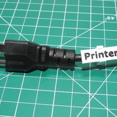 Bộ tạo thẻ dây cáp tuỳ chỉnh (Cable Tag Generator - OpenSCAD)