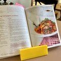 BookMate: Giá đỡ sách nấu ăn cho nhà bếp - Thumbnail 1