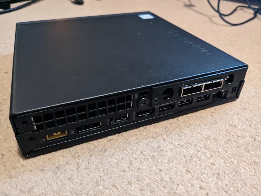 Nắp PCI-e/Back Cover cho LSI 9200-8e trên Lenovo M720Q - Image 1
