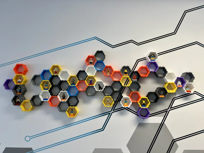 Khung treo tường lục giác ghép nối (Interlocking hexagons) trưng bày mô hình - Image 2