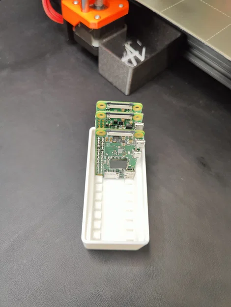 Khay Gridfinity đựng Raspberry Pi Zero - Image 2