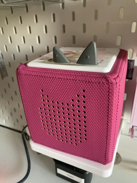 Ngàm sạc Tonies Box gắn pegboard Ikea Skadis (Charging Mount) - Image 2