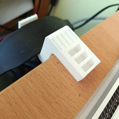 Giá treo tai nghe gắn bàn in 3D gọn gàng tiện lợi (V1, V2, V3)