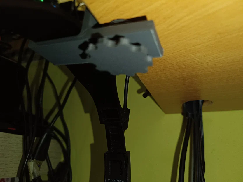 Giá treo tai nghe gắn bàn in 3D gọn gàng tiện lợi (V1, V2, V3) - Image 3