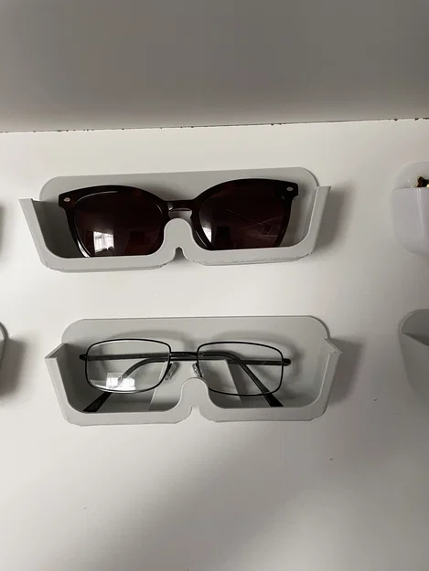 Giá treo kính / kính mát dán tường - Image 1