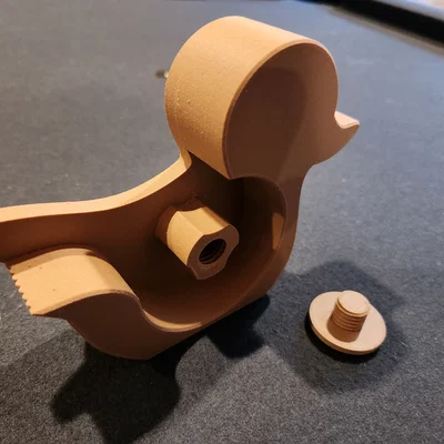 Khay nhả băng keo hình vịt (Duck Tape Dispenser)