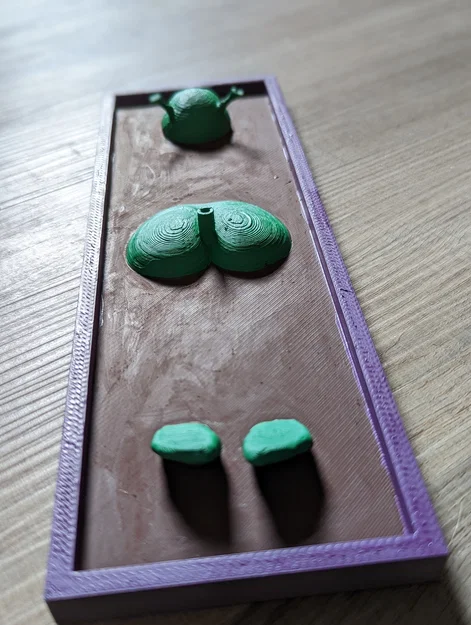 Giá đỡ nhang phong cách Shrek - Image 3