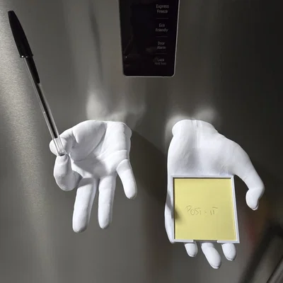 Bàn tay nam châm cho tủ lạnh (Magnetic fridge hands)
