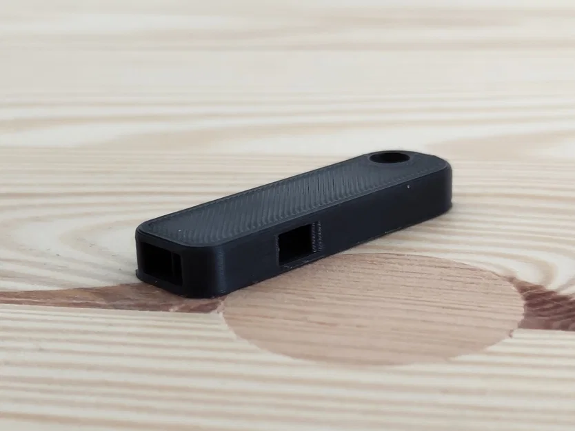 Còi báo động 3D nhỏ gọn (Small Whistle) cho móc khóa EDC - Image 1