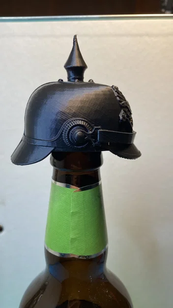 Nắp đậy chai bia hình mũ Pickelhaube in 3D cực ngầu - Image 3