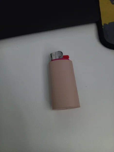 Vỏ bọc bảo vệ bật lửa mini Bic - Thiết kế in 3D đơn giản, tiện lợi - Image 1