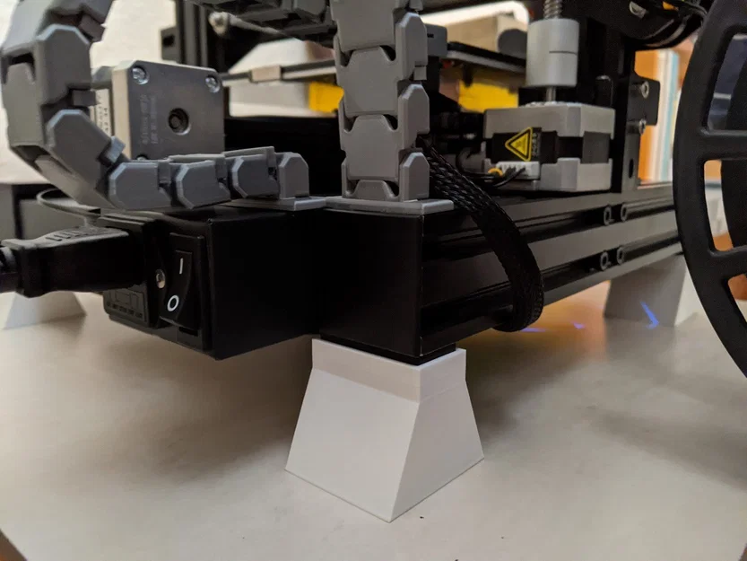 Ngàm gắn Cable Chain Ender 3 V2 cho trục Y/Z (Ender 3 V2 Cable Chain mount for Y/Z axis) - Image 2