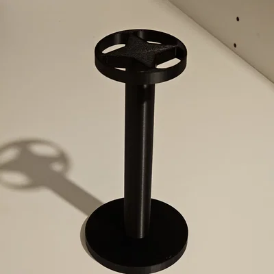 Đế Trưng Bày Mũ Bảo Hiểm Mô Hình Tỷ Lệ 1/2 - Phụ Kiện In 3D Sưu Tầm