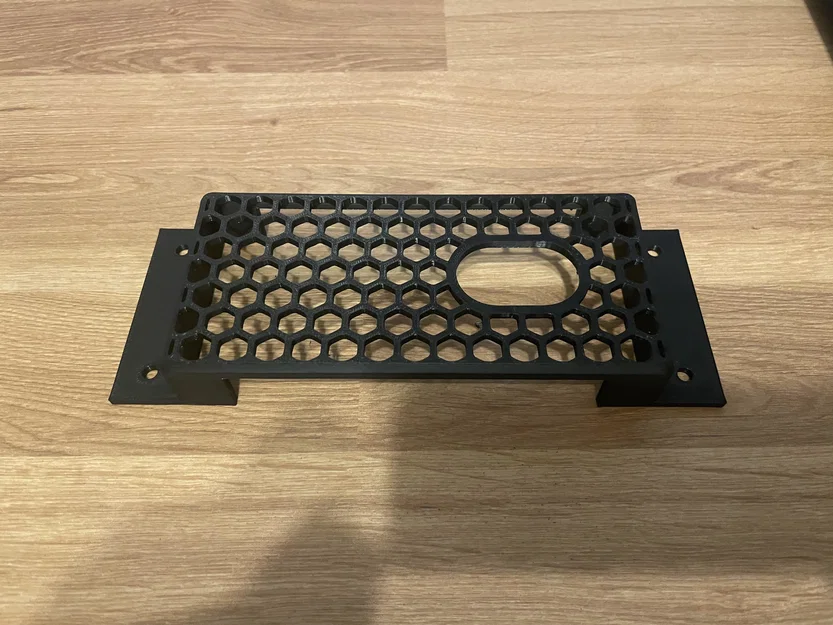 Giá treo UGreen KVM gắn dưới bàn (Under Desk Mount) - Image 4