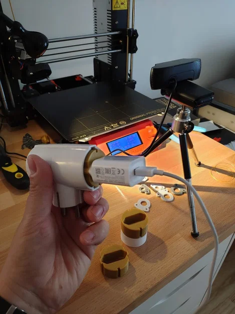 Adapter phích cắm EU (EU Plug adapter) - Image 4