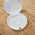 Hộp đựng khay niềng răng Invisalign có nam châm chắc chắn - Thumbnail 1