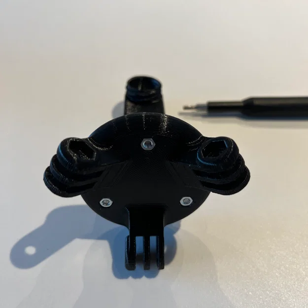 DoomScroller: Tripod cho smartphone mùa COVID-19 (doomscroll thoải mái) - Image 6