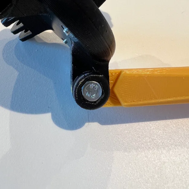 DoomScroller: Tripod cho smartphone mùa COVID-19 (doomscroll thoải mái) - Image 9