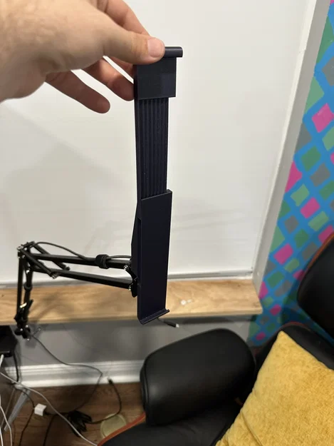 Giá treo iPad Pro 12.9 inch gắn tay đỡ mic siêu chắc chắn - Image 3