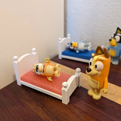 Giường Bluey & Bingo (khung giường và nệm)