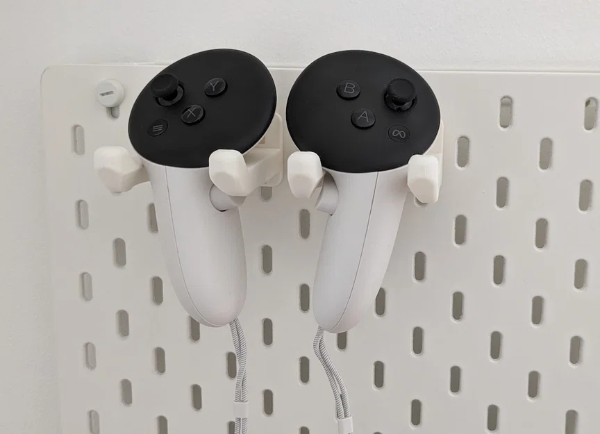 Giá treo kính Quest 3 và tay cầm cho bảng IKEA SKADIS tiện lợi - Image 2
