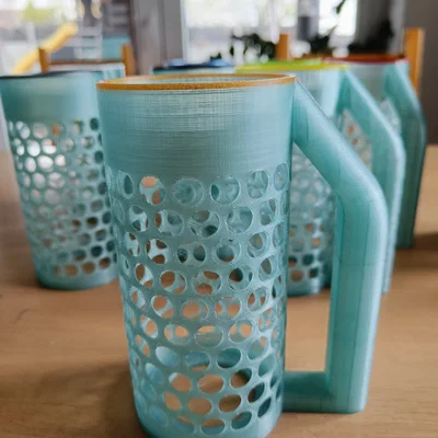 Mug/Holder cho chai hoặc lon bia (beer bottle/can)