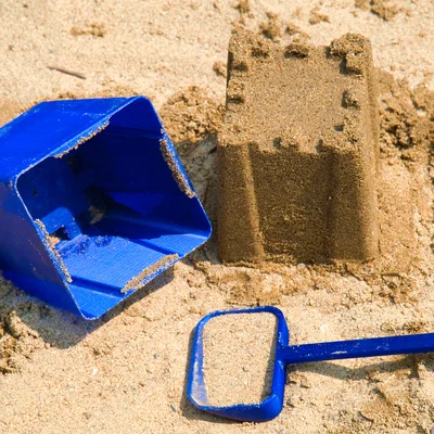 Bộ Dụng Cụ Lâu Đài Cát - Đồ Chơi Biển Thiết Yếu