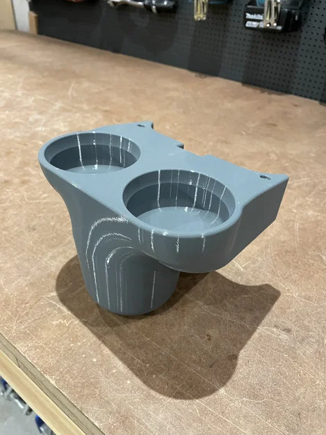 Polestar 2: Cupholder đôi và kê/tựa tay (Armrest) - Image 10