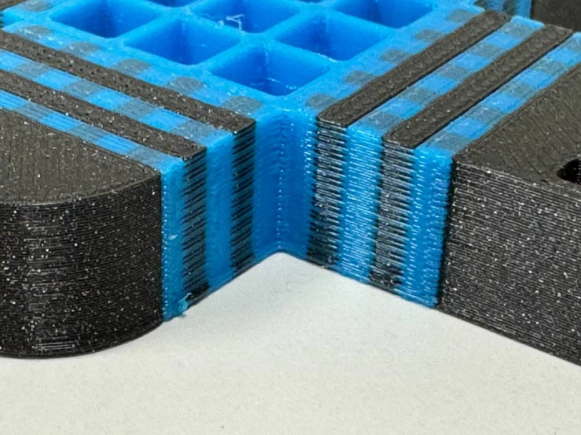 Kìm đa vật liệu kết hợp PLA và TPU độc đáo cho máy in 3D - Image 2