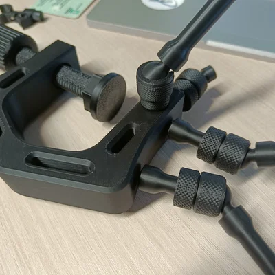 Kẹp bàn đa năng 3D cho cánh tay khớp nối (Articulated Arm)