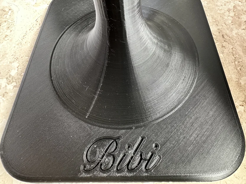 Giá đỡ mũ bảo hiểm chắc chắn và ổn định - Image 8