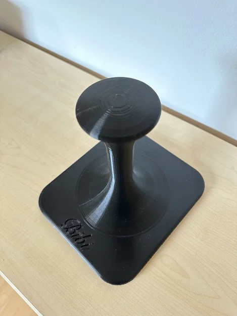 Giá đỡ mũ bảo hiểm chắc chắn và ổn định - Image 9