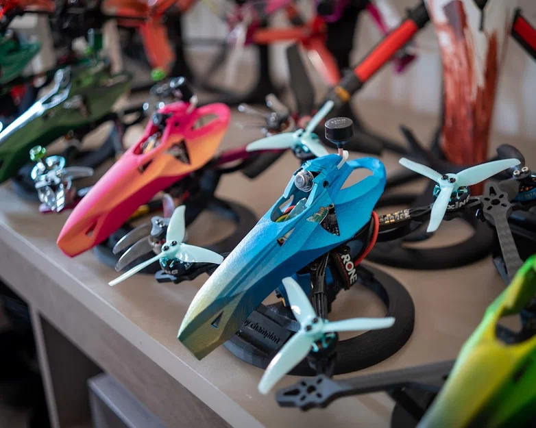 Canopy Tiny Champion FPV Racing Drone - Image 11