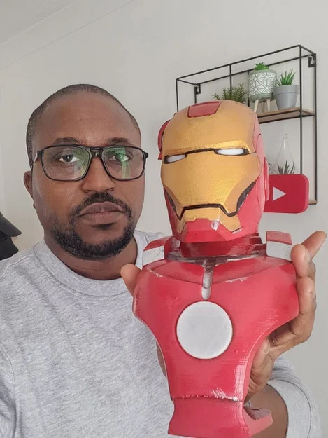 Mô hình tượng bán thân Iron Man tự lắp đèn LED cực chất - Image 2