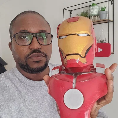 Mô hình tượng bán thân Iron Man tự lắp đèn LED cực chất