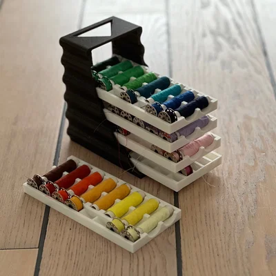 Kệ Đựng Chỉ Và Suốt Chỉ May Vát Tiện Lợi (In 3D)