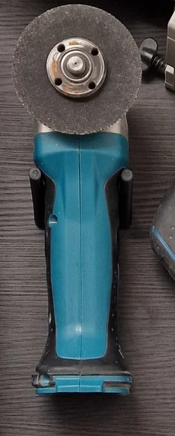 Giá treo tường cho máy mài góc Makita DGA452Z - Image 1