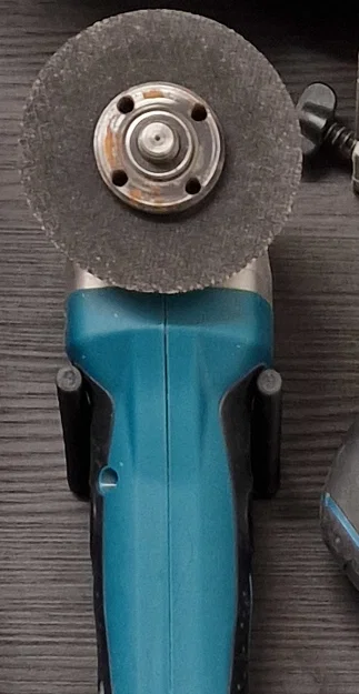 Giá treo tường cho máy mài góc Makita DGA452Z - Image 4