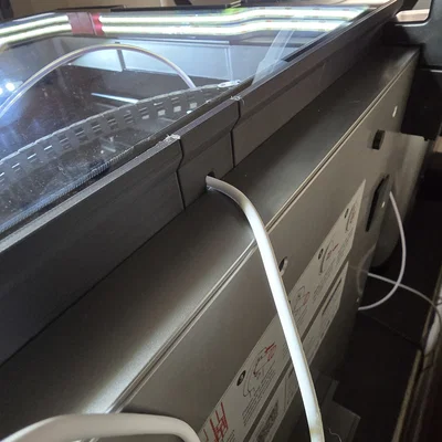 Bộ khung nâng nắp Qidi Plus 4 để gắn dải đèn LED