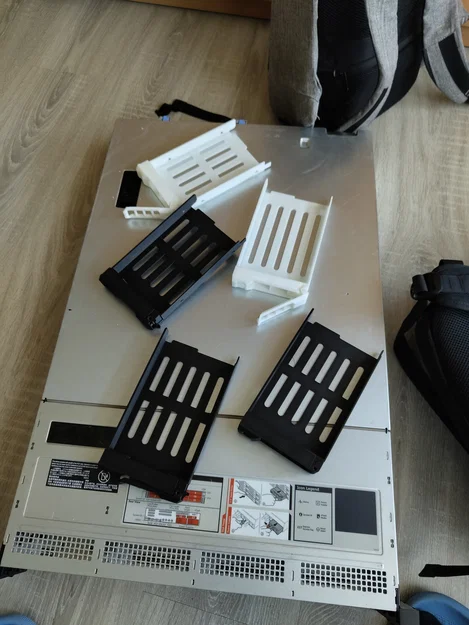 Dell Poweredge G13 Caddy LFF (Khay ổ cứng 3.5 inch) - Image 3